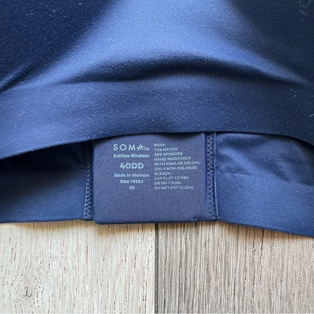 Soma Seamless Wireless Bras Blue and Tan